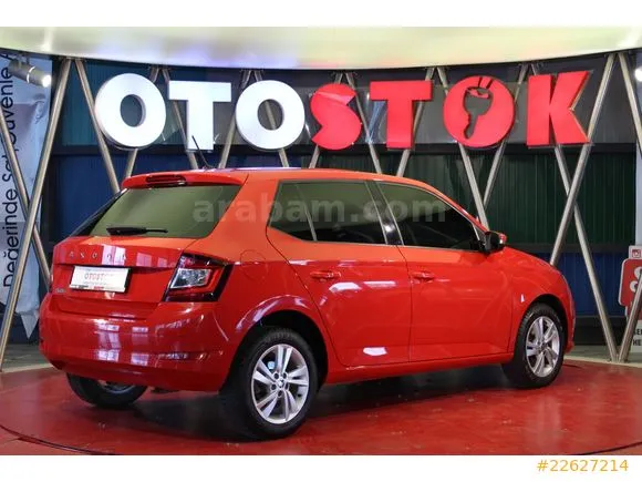 Skoda Fabia 1.0 GreenTec Premium Image 4